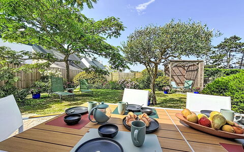 Maison Kercambre: Resort, Estate, Hacienda, Balcony, Resort Town, Swimming Pool, Hotel, Seaside Resort, Landscaping