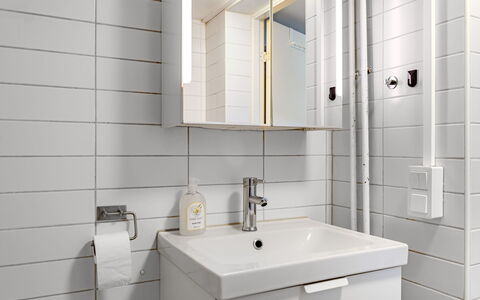 Odal: Wall, Interior Design, Bathroom, Flooring, Plumbing Fixture, Bathroom Sink, Floor, Sink, Plumbing, Tap