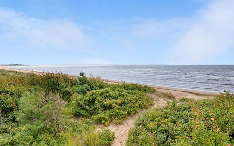 Odal: Sky, Blue, Water, Body Of Water, Natural Environment, Horizon, Beach, Coast, Sea, Coastal And Oceanic Landforms