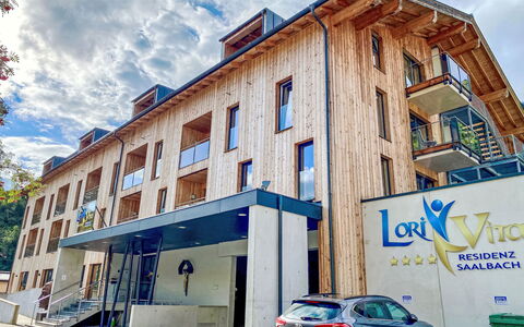 Saalbach-Hinterglemm 150: Hotel, Villa