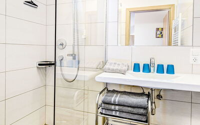 Accommodation:&nbsp;Lorivita 150.2