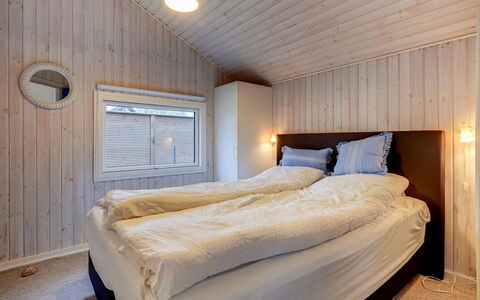 Wiebke - 50M from the Sea: Wood, Bedroom, Ceiling, Bed, Interior Design, Bed Sheet, Bedding, Bed Frame, Floor, Room
