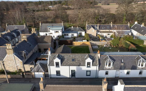 Spey House: Resort, Hotel, Resort Town