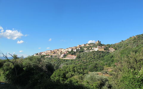 Scarlino 35: Resort, Hotel, Resort Town