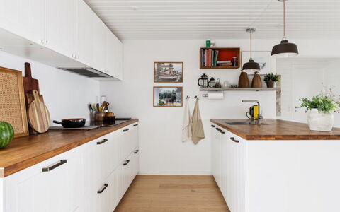 Raadengaard - 400M from the Sea: Kitchen, Wood, Countertop, Flooring, Cabinetry, Interior Design, Kitchen Appliance, Furniture, Floor, Cupboard