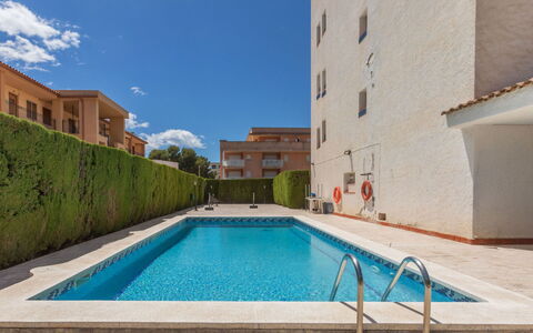 Marc Miami: Swimming Pool, Residential Area, Apartment, Composite Material, Estate, Resort, Condominium, Hotel, Villa, Hacienda