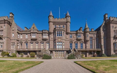 Macduff Tower: Furniture, Outdoor Furniture, Chair, Garden, Backyard, Shade, Yard, Landscaping, Eco Hotel, Outdoor Table