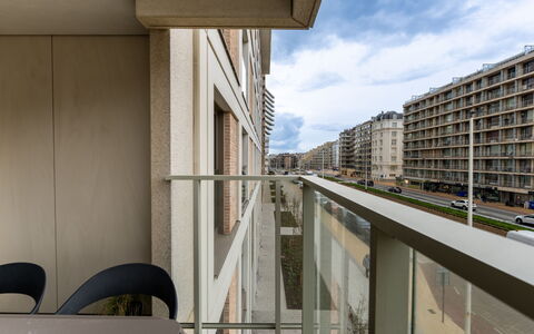 Oostende 937: Daytime, Building, Apartment, Residential Area, Architecture, Condominium, Metropolitan Area, Urban Design, Composite Material