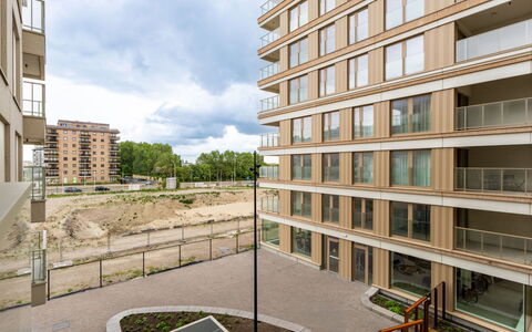Oostende 937: Daytime, Building, Apartment, Residential Area, Neighbourhood, Architecture, Condominium, Urban Design, Commercial Building