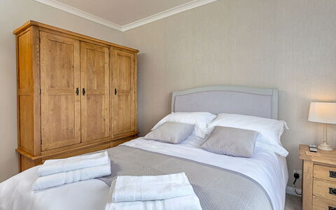 Shoe Buttons Cottage at Gap Road: Bed, Furniture, Bedding, Bedroom, Bed Sheet, Wood, Interior Design, Floor, Linens, Room
