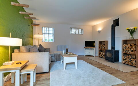 Farmhouse Cottage, Nether Burrows: Furniture, Interior Design, Flooring, Wall, Floor, Couch, Wood, Ceiling, Room, Living Room