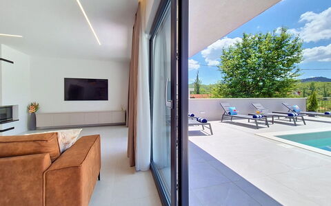 Sunce: Flooring, Interior Design, Floor, Ceiling, Swimming Pool, Design, Resort, Chair, Wood Flooring