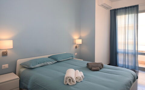 La Casa di Luigi: Furniture, Interior Design, Bedroom, Bed, Floor, Textile, Bed Sheet, Bedding, Room, Flooring