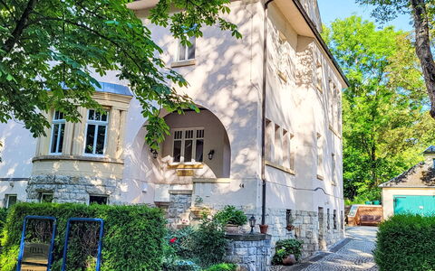 Villa Emma und Lotte: Wood, Furniture, Chair, Sea, Apartment, Balcony, Ocean, Shade, Outdoor Furniture, Wood Stain