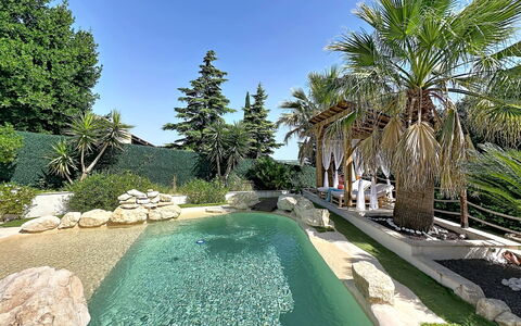 Villa le Lagon: Wood, Furniture, Chair, Sea, Apartment, Balcony, Ocean, Shade, Outdoor Furniture, Wood Stain