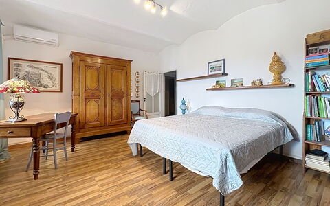 La Casetta di Palmira: Furniture, Interior Design, Flooring, Floor, Wood Flooring, Wood, Room, Bedroom, Bed, Ceiling