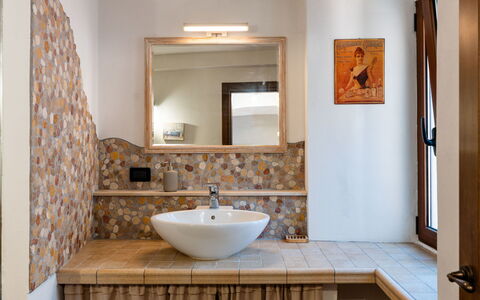 Ca Dell'Andre: Bathroom Sink, Interior Design, Wall, Plumbing Fixture, Flooring, Sink, Mirror, Bathroom, Tap, Floor