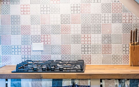 Fibbialla: Flooring, Tile, Kitchen, Design, Wallpaper, Shelving, Mosaic, Pattern