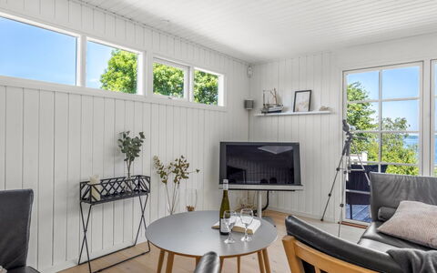 Leea - 100M from the Sea: Flooring, Interior Design, Wood, Floor, Wood Flooring, Furniture, Ceiling, Living Room, Lighting, Home