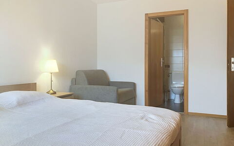 Résidence Croix de Coeur: Interior Design, Bed, Floor, Flooring, Furniture, Bedroom, Wall, Wood, Ceiling, Room