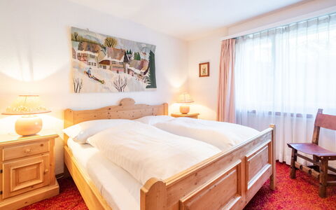 Haus Ner A1: Bed, Bedroom, Bedding, Bed Sheet, Furniture, Interior Design, Wood, Bed Frame, Linens, Room