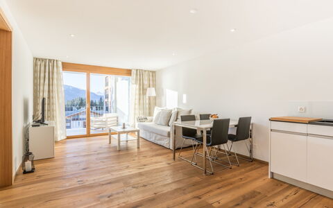 Taviarna Laax 4.5: Wood Flooring, Flooring, Interior Design, Furniture, Floor, Wood, Laminate Flooring, Ceiling, Hardwood, Room
