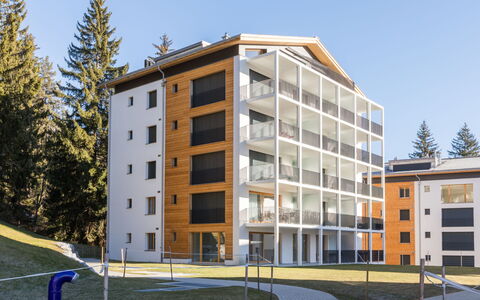 Taviarna Laax 4.5: Apartment, Condominium, Larch