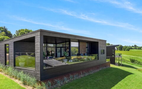 Sedine - 500M from the Sea: Grass, Home, Land Lot, Garden, Groundcover, Door, Siding, Farmhouse, Garden Buildings