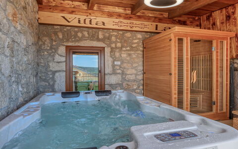 Villa Lara: Swimming Pool, Residential Area, Thermae, Resort, Composite Material, Leisure, Estate, Artificial Turf, Hacienda, Villa