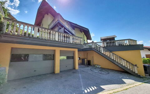 Vöstl: House, Home, Roof, Driveway, Balcony, Villa, Porch