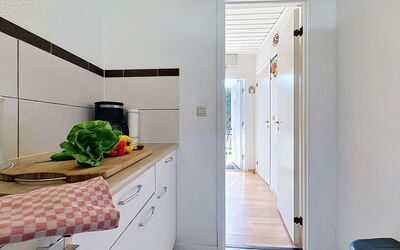 Accommodation:&nbsp;Gabi 200.1