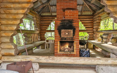 Kotila: Furniture, Outdoor Furniture, Chair, Shade, Outdoor Table, Houseplant, Patio, Yard, Design, Balcony