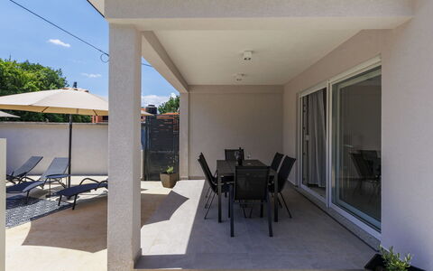 Alma: Furniture, Outdoor Furniture, Chair, Shade, Outdoor Table, Houseplant, Patio, Yard, Design, Balcony