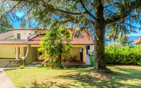 Riva&Lago: Home, Shade, Lawn, Garden, Estate, Hacienda, Farmhouse, Yard, Landscaping, Villa