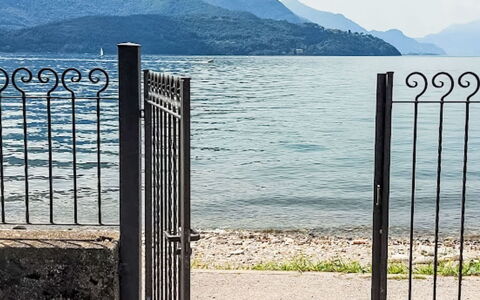 Riva&Lago: Body Of Water, Coastal And Oceanic Landforms, Sea, Coast, Morning, Lake, Ocean, Fence, Shore, Mountain Range