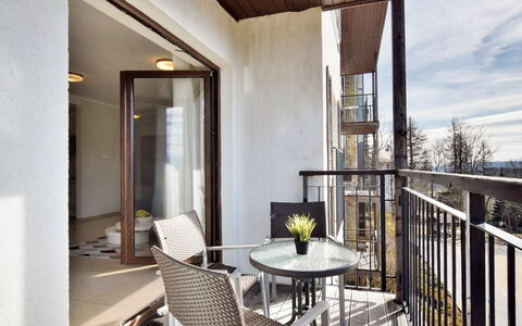Panorama: Furniture, Outdoor Furniture, Chair, Shade, Outdoor Table, Houseplant, Patio, Yard, Design, Balcony