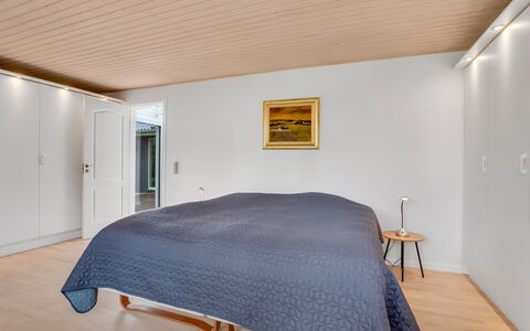 Floria - 500M from the Sea: Interior Design, Flooring, Floor, Wood, Wood Flooring, Furniture, Ceiling, Bedroom, Bed, Room