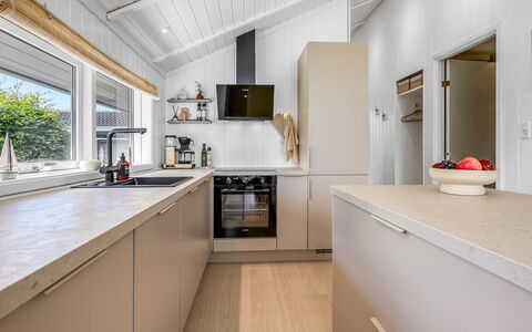 Kristanna - 1.2Km from the Sea: Kitchen, Countertop, Interior Design, Flooring, Kitchen Appliance, Wood, Major Appliance, Ceiling, Cabinetry, Floor