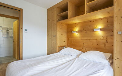 Accommodation:&nbsp;T-Resort 9000.4