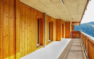 Accommodation:&nbsp;T-Resort 9000.7