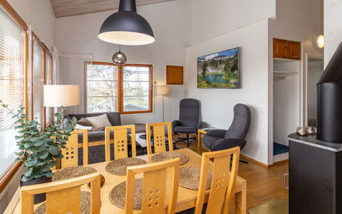 Karhunvartijan Tupa A4: Furniture, Interior Design, Flooring, Floor, Wall, Wood, Ceiling, Couch, Room, Living Room