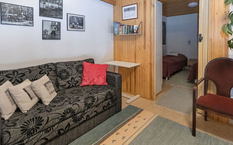 Teerenpesue D 27: Furniture, Wall, Flooring, Floor, Interior Design, Wood, Couch, Room, Ceiling, Living Room