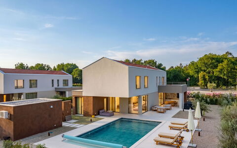 Arda: Swimming Pool, Residential Area, Home, Estate, Resort, Villa, Landscaping, Eco Hotel, Hacienda, Courtyard