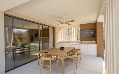 Nara: Furniture, Outdoor Furniture, Chair, Garden, Wood Stain, Lawn, Hardwood, Shade, Backyard