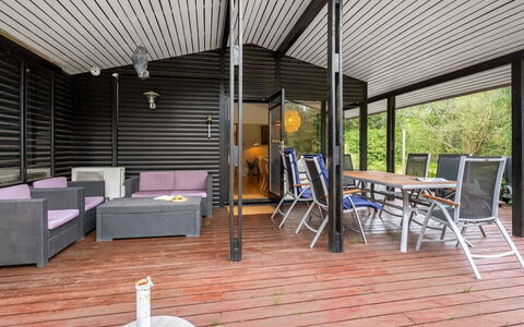 Siggi - 400M from the Sea: Estate, Shade, Driveway, Farmhouse