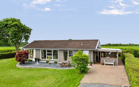 Snioulf - 800M from the Sea: Building, House, Roof, Home, Residential Area, Cottage, Estate, Farmhouse, Lawn, Groundcover