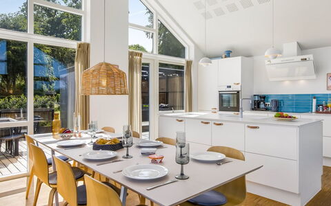 Andriette - 50M from the Sea: Furniture, Kitchen, Interior Design, Countertop, Flooring, Wood, Ceiling, Chair, Kitchen & Dining Room Table, Floor