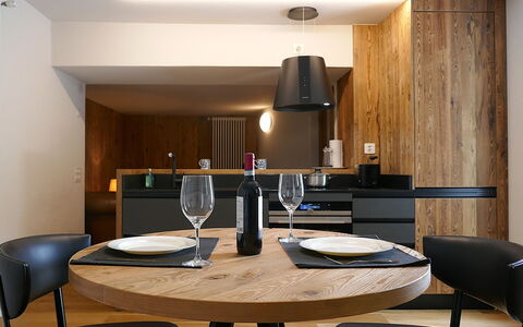 Accommodation:&nbsp;Rina 611.2