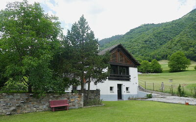 Olivone 611: House, Cottage, Rural Area, Human Settlement, Home, Farmhouse, Lawn, Yard, Village