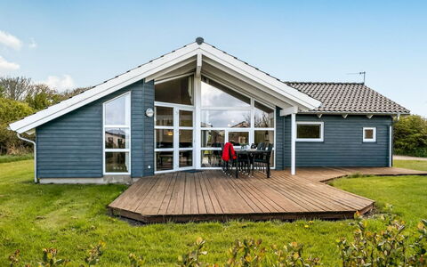 Skakke - 350M to the Fjord: Residential Area, Apartment, Estate, Resort, Mansion, Balcony, Villa, Swimming Pool